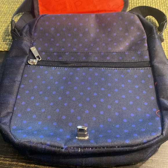 Dezango Crossbody Bag -NWOT - Picture 8 of 10